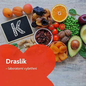 Různé potraviny bohaté na draslík pro test v krvi.