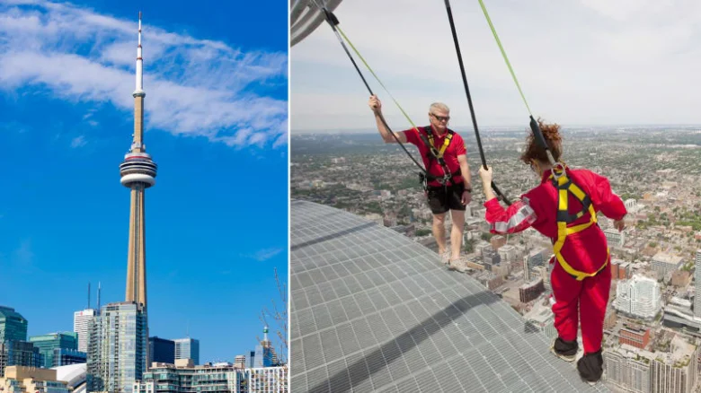 Věž CN v Torontu s atrakcí na okraji pro turisty.